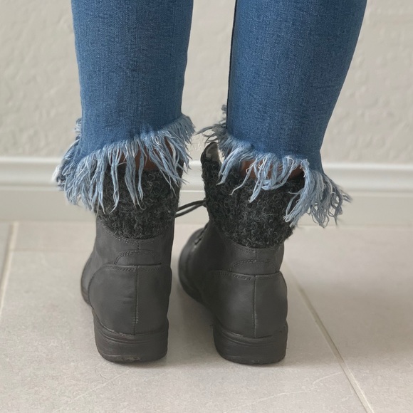 Cuffed Sweater Knit Lace Up Combat Moto Boots - Picture 8 of 8